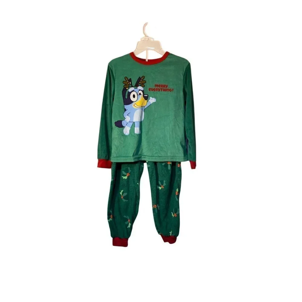 Bluey childrens 2 Piece merry everything flannel pajamas, size 8